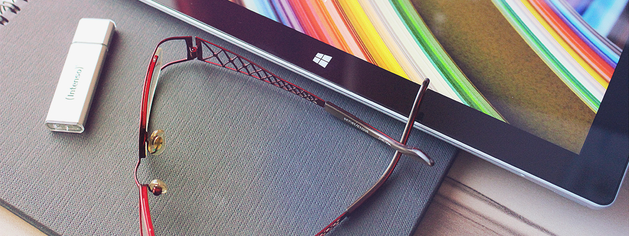 tablet glassed notebook